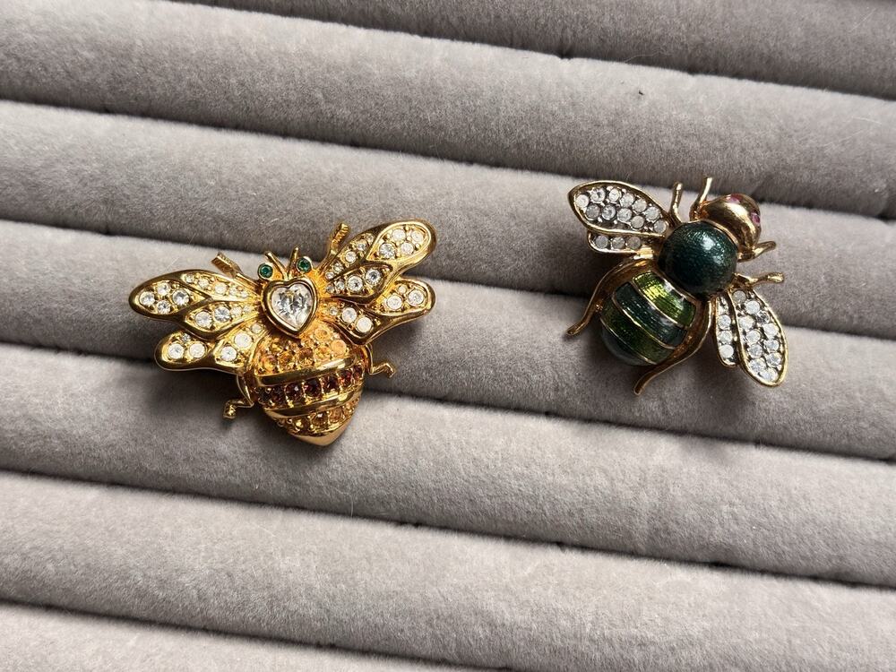 Vintage Unsigned Swarovski crystals Rhinestone Enamel bumble bee brooch Lot 2